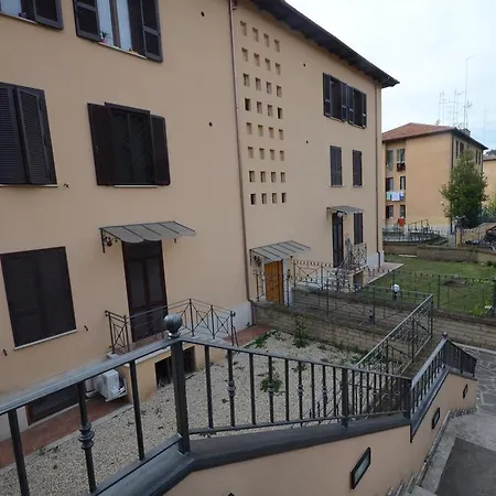 Sarzana House Rzym